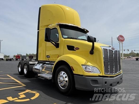 Peterbilt 579 Prime Movers