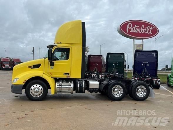 Peterbilt 579 Prime Movers