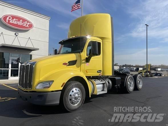 Peterbilt 579 Prime Movers