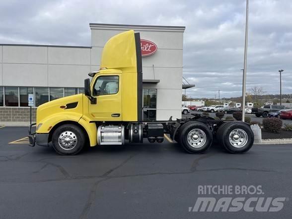 Peterbilt 579 Prime Movers