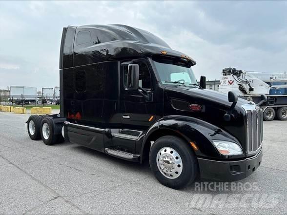 Peterbilt 579 Prime Movers