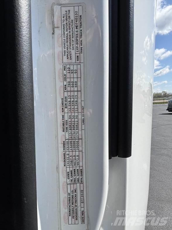 Peterbilt 579 Prime Movers