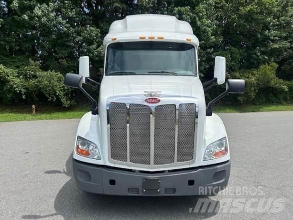 Peterbilt 579 Prime Movers