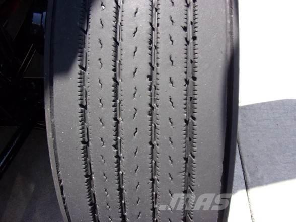 Peterbilt 579 Prime Movers