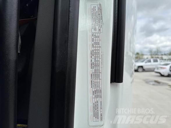 Peterbilt 579 Prime Movers