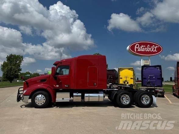 Peterbilt 579 Prime Movers