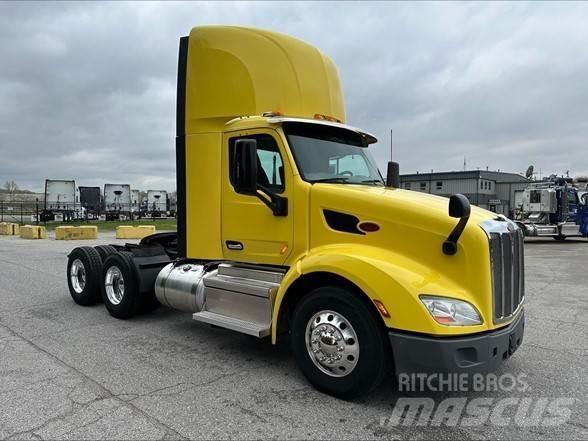 Peterbilt 579 Prime Movers