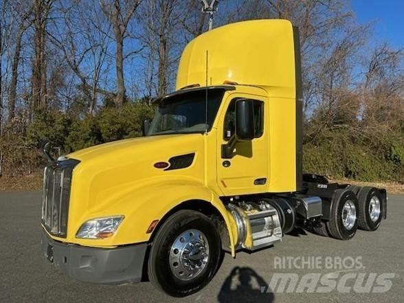 Peterbilt 579 Prime Movers