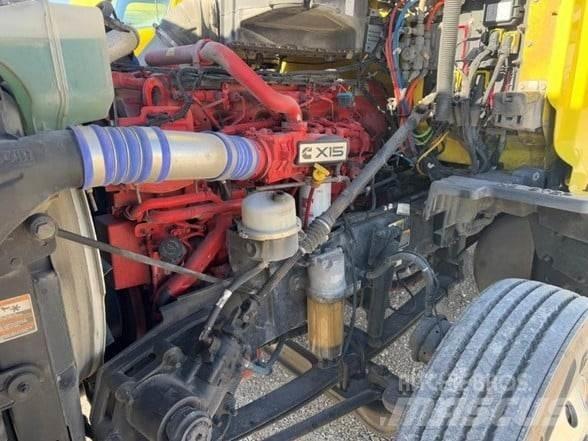 Peterbilt 579 Prime Movers