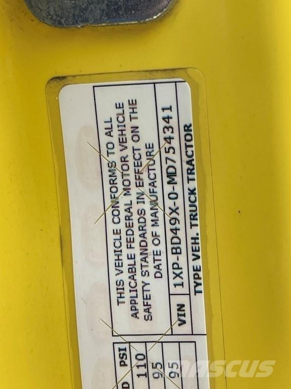 Peterbilt 579 Prime Movers