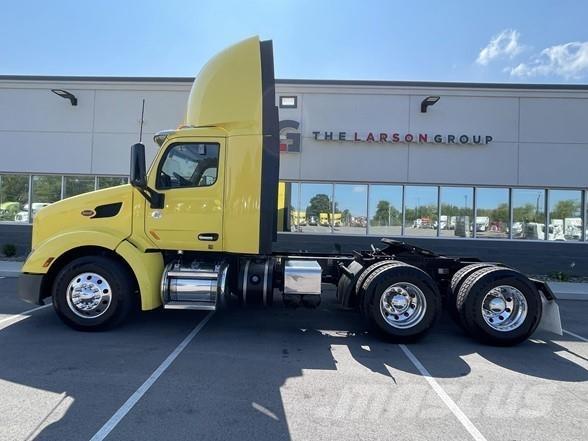 Peterbilt 579 Prime Movers