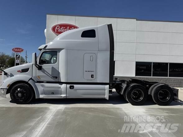 Peterbilt 579 Prime Movers