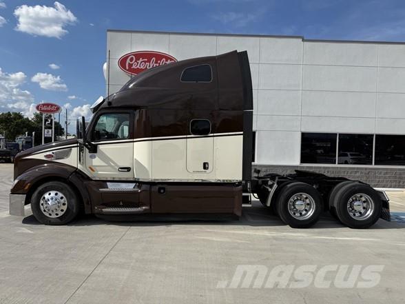 Peterbilt 579 Prime Movers