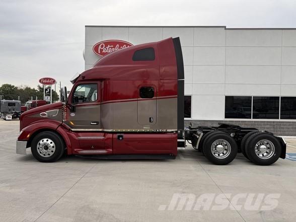 Peterbilt 579 Prime Movers