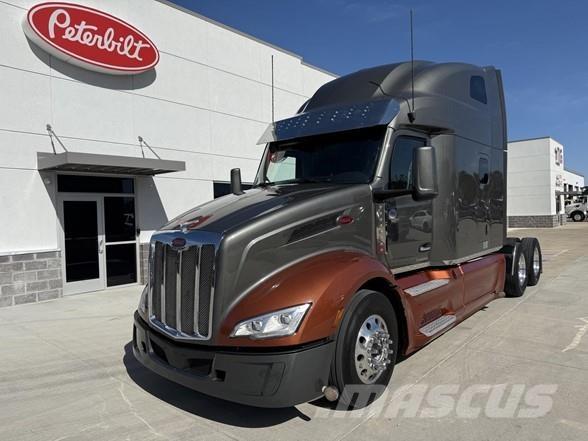 Peterbilt 579 Prime Movers