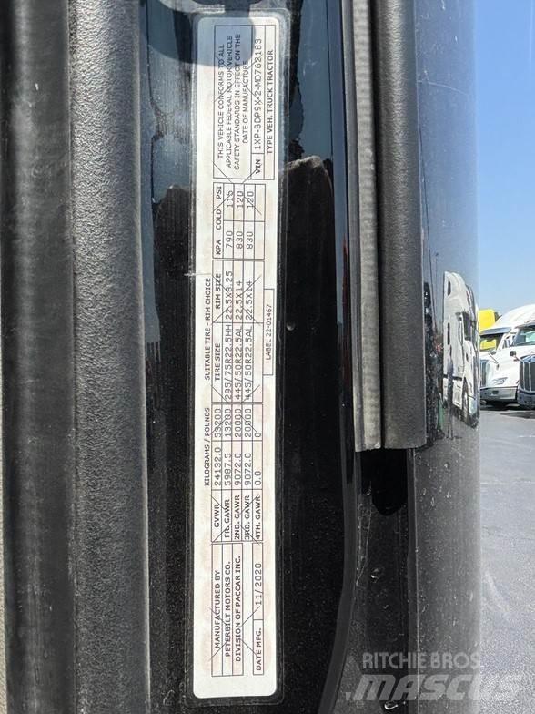 Peterbilt 579 Prime Movers