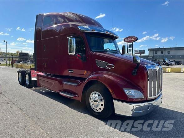 Peterbilt 579 Prime Movers