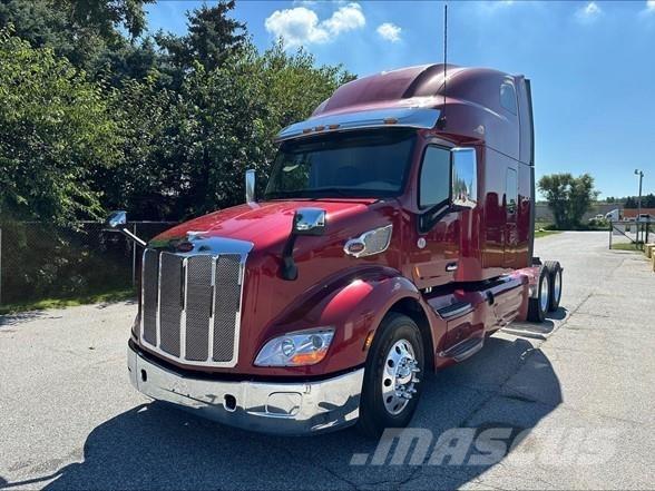 Peterbilt 579 Prime Movers