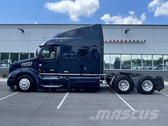 Peterbilt 579 Prime Movers