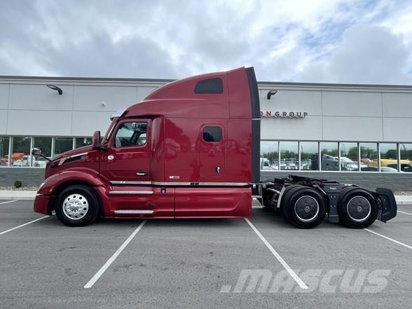 Peterbilt 579 Prime Movers