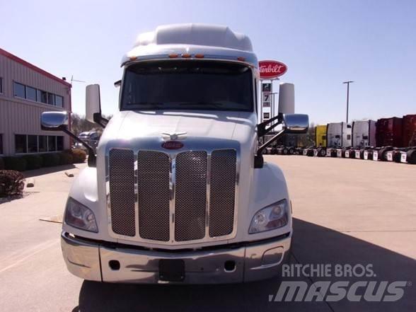Peterbilt 579 Prime Movers
