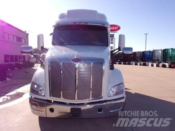 Peterbilt 579 Prime Movers