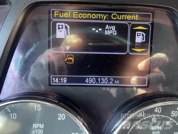 Peterbilt 579 Prime Movers