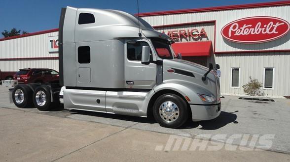 Peterbilt 579 Prime Movers