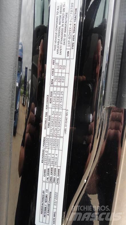 Peterbilt 579 Prime Movers