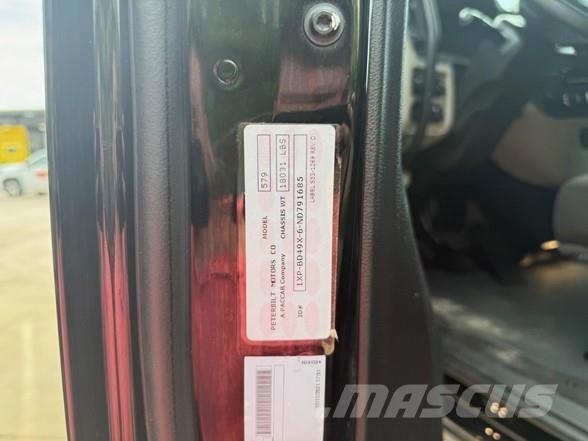 Peterbilt 579 Prime Movers