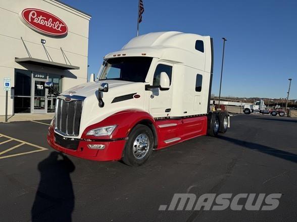 Peterbilt 579 Prime Movers
