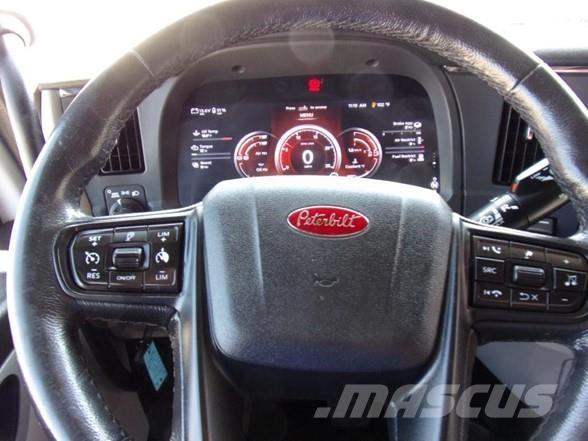 Peterbilt 579 Prime Movers