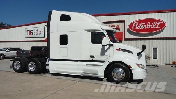 Peterbilt 579 Prime Movers