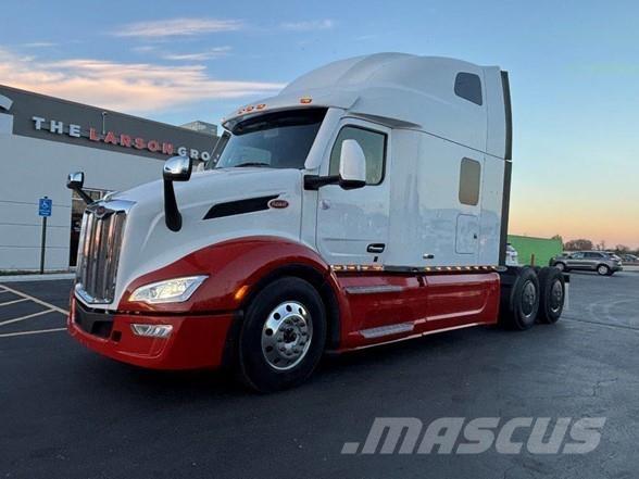 Peterbilt 579 Prime Movers