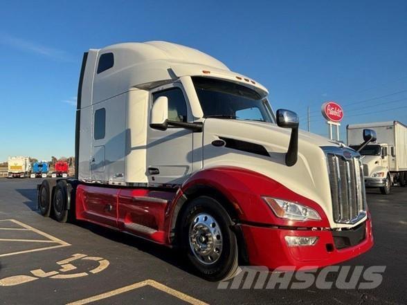 Peterbilt 579 Prime Movers