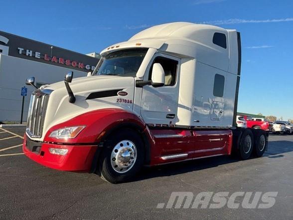 Peterbilt 579 Prime Movers