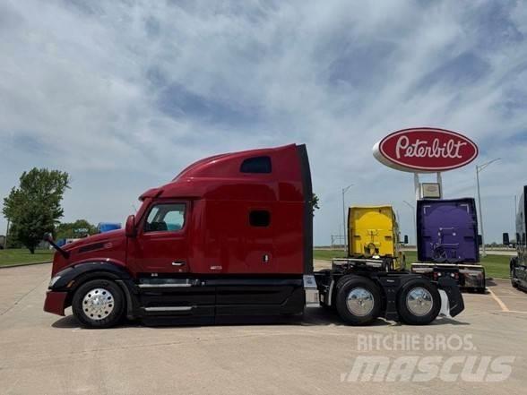 Peterbilt 579 Prime Movers