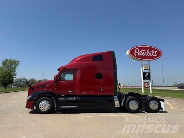 Peterbilt 579 Prime Movers