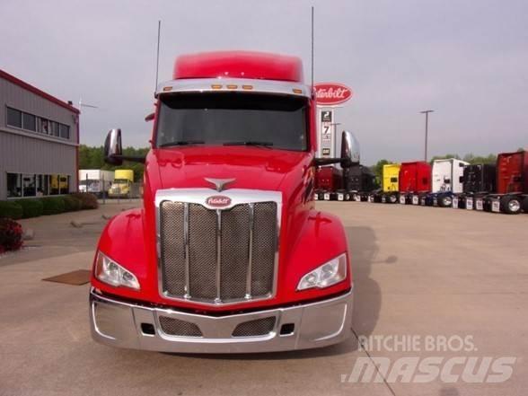 Peterbilt 579 Prime Movers