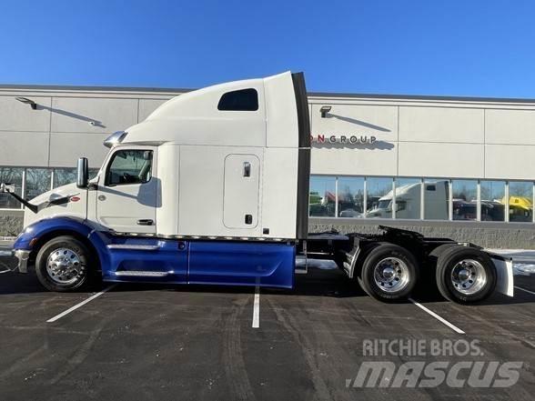 Peterbilt 579 Prime Movers