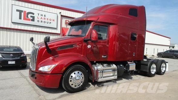 Peterbilt 579 Prime Movers