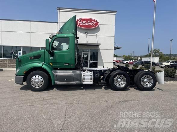 Peterbilt 579 Prime Movers