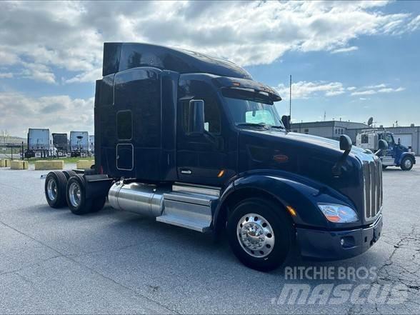 Peterbilt 579 Prime Movers