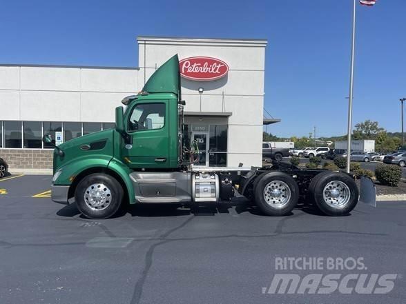 Peterbilt 579 Prime Movers