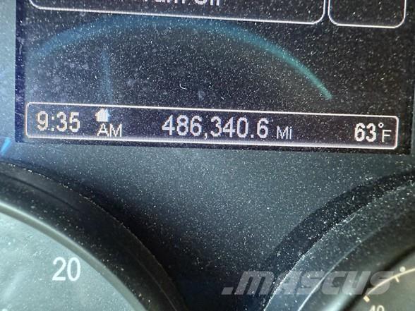 Peterbilt 579 Prime Movers