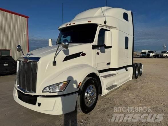 Peterbilt 579 Prime Movers