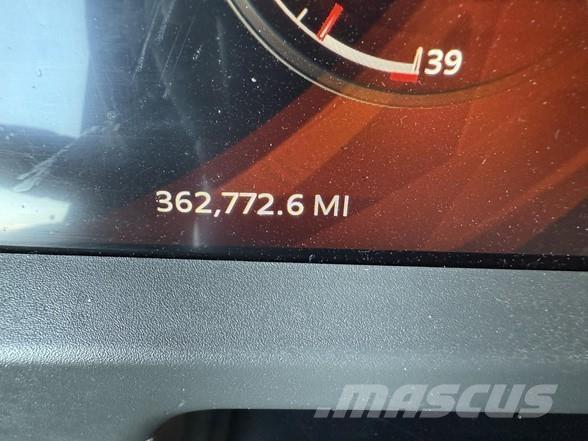 Peterbilt 579 Prime Movers