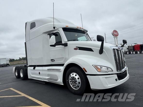 Peterbilt 579 Prime Movers