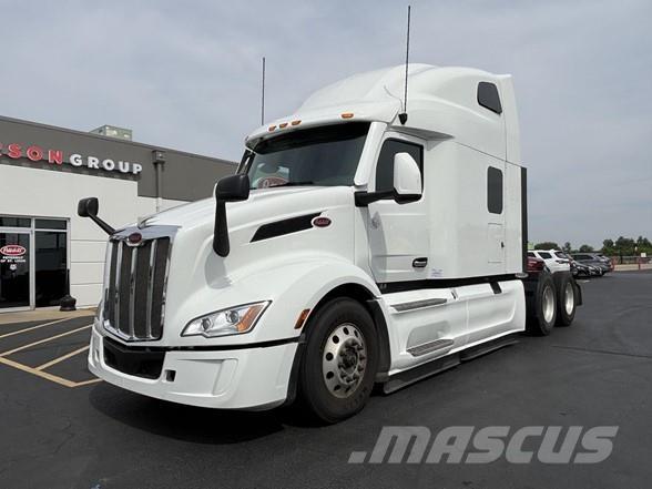 Peterbilt 579 Prime Movers