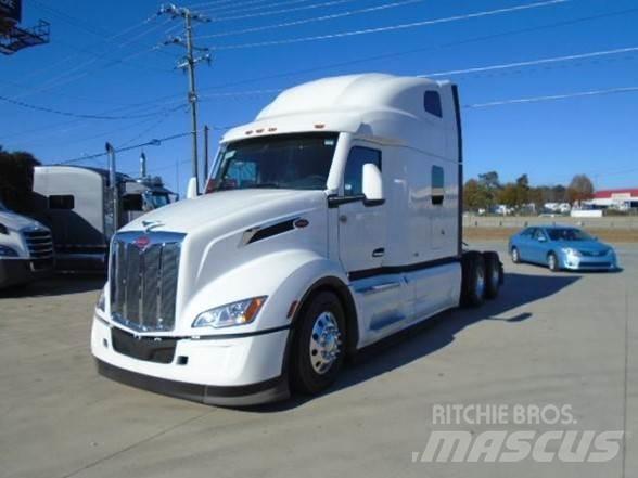 Peterbilt 579 Prime Movers